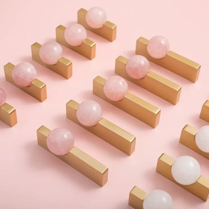 White Crystal Ball+Brass Furni - огляд і ціна Furniture Hardware Drop Pulls