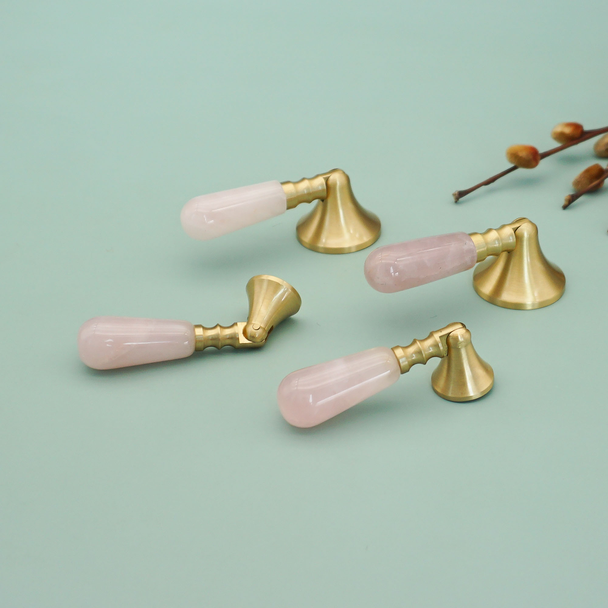 Pink Crystal + Brass Door Knob - огляд і ціна Furniture Hardware Drop Pulls
